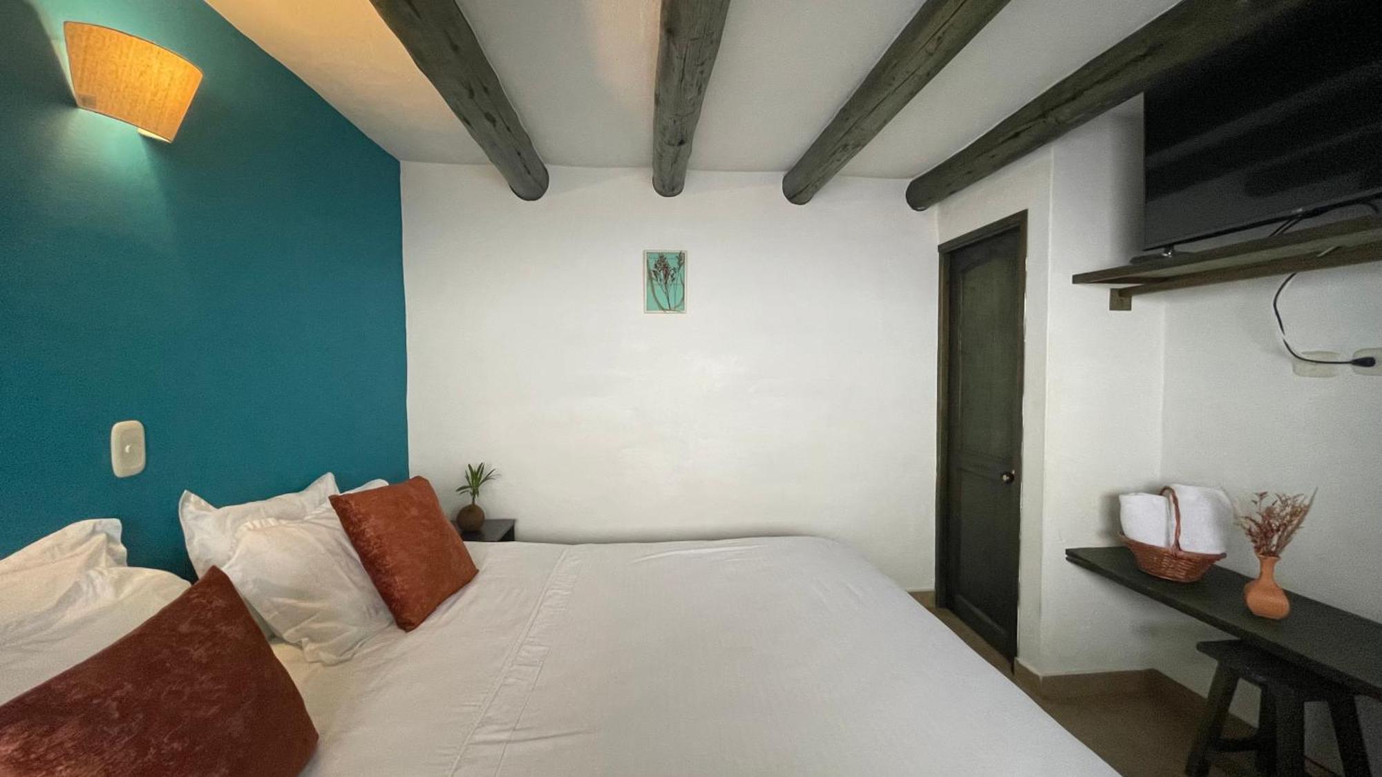 Verona De Leyva Hotel *